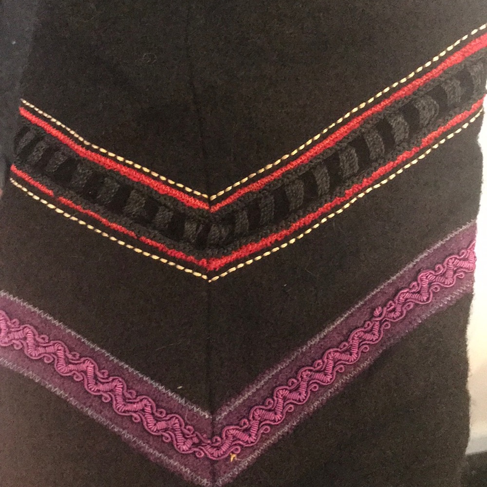 Nwot  100% wool embroidered coat /jacket - Picture 5 of 8